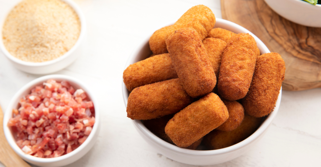 CROQUETE DE CARNE MOÍDA.