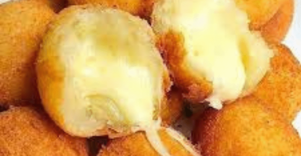 Bolinho de Batata com Queijo